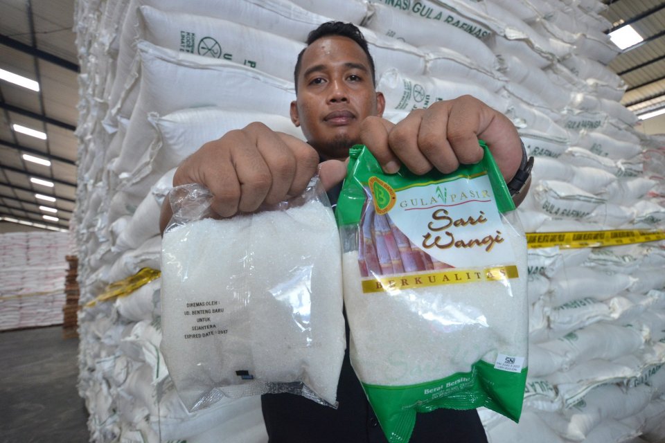 Pemerintah-buka-keran-impor-4388-ribu-ton-gula-mentah
